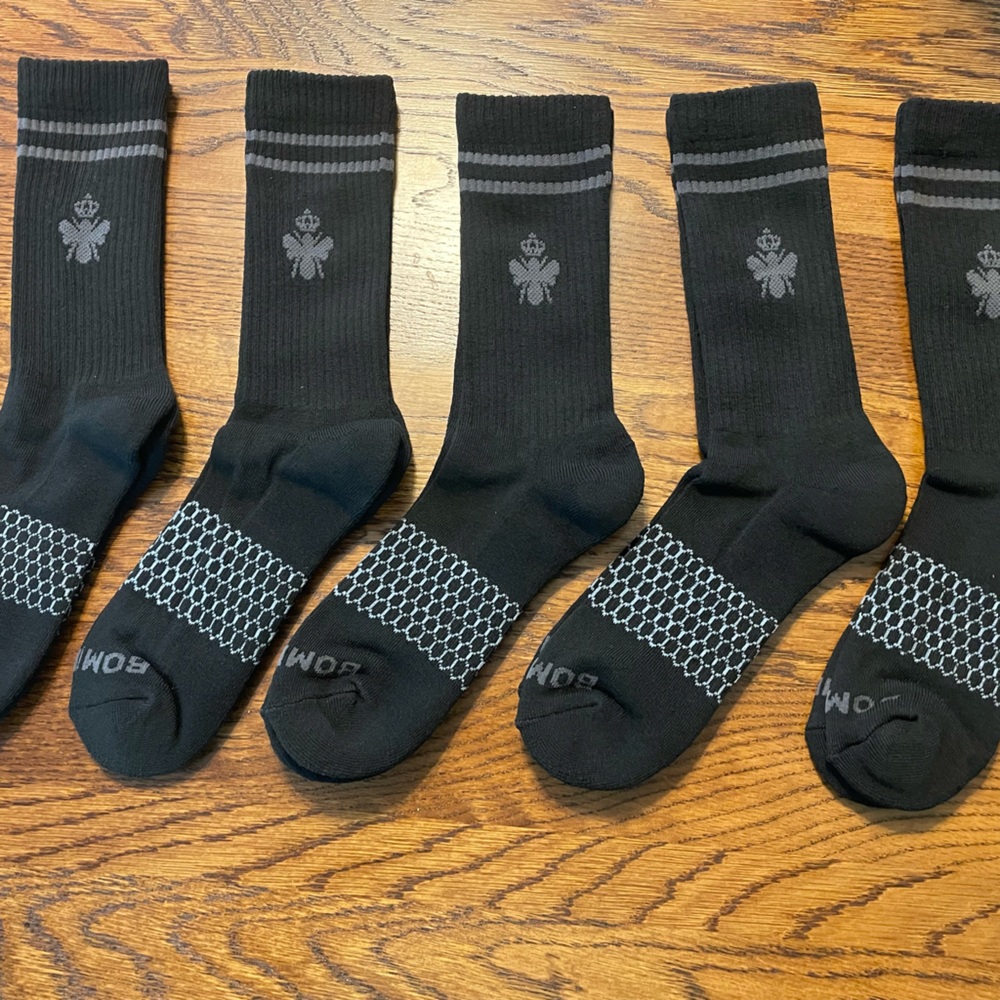 10 pairs medium Bombas calf socks